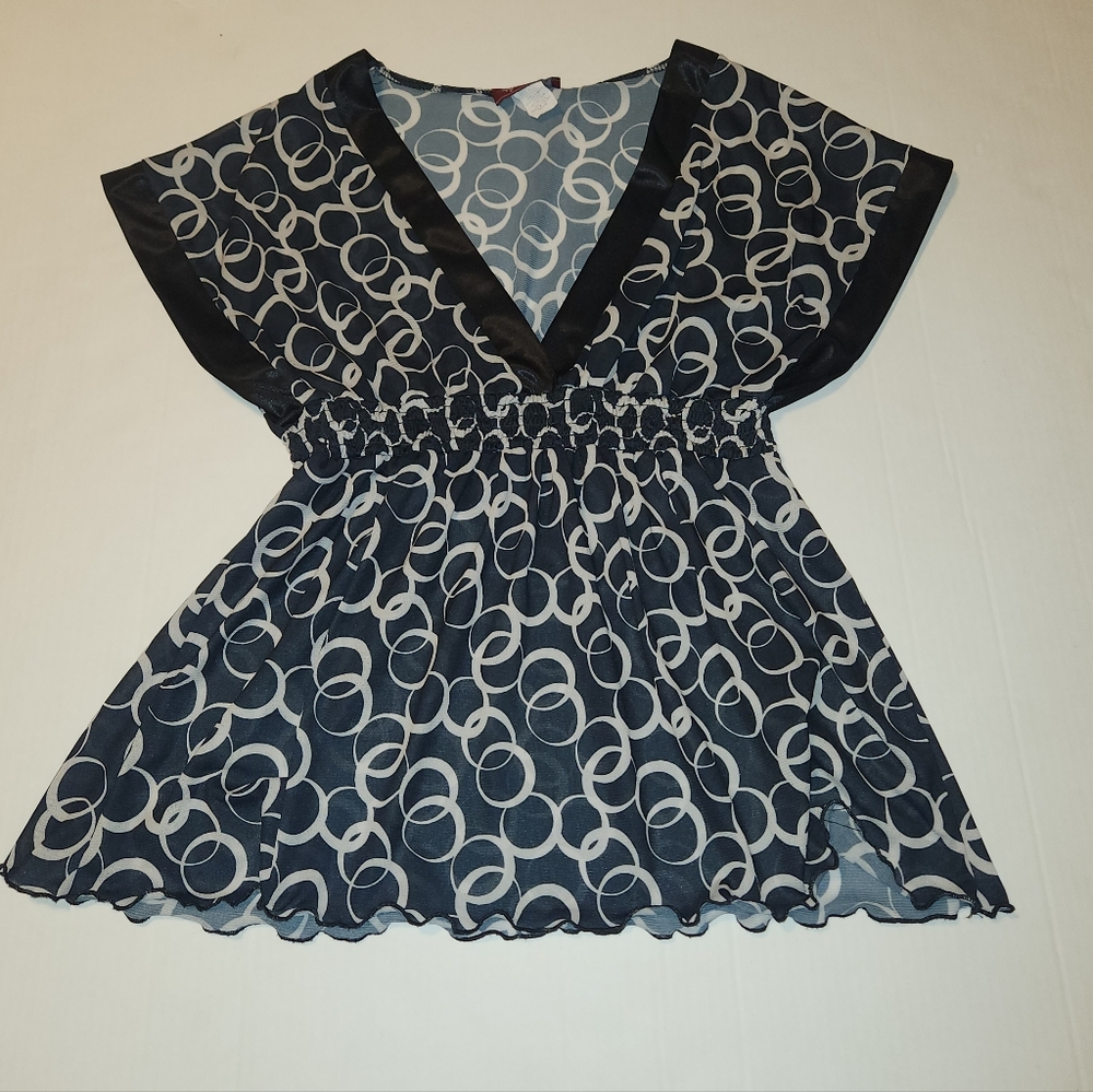 VTG Y2K Black White Geometric V- Neck Babydoll Tunic Top Medium M EUC